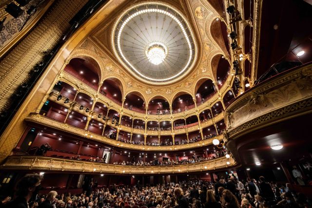 Pierre Cardin: 2020 - Le 21 Septembre, la Maison Pierre Cardin célèbre ses 70 ans à l'occasion de la projection du documentaire « House of Cardin » au Théâtre du Châtelet.
